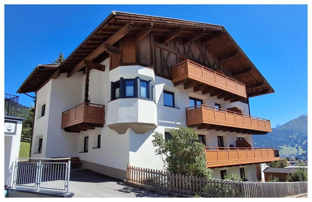 피스 Haus Enzian 아파트 외부 사진